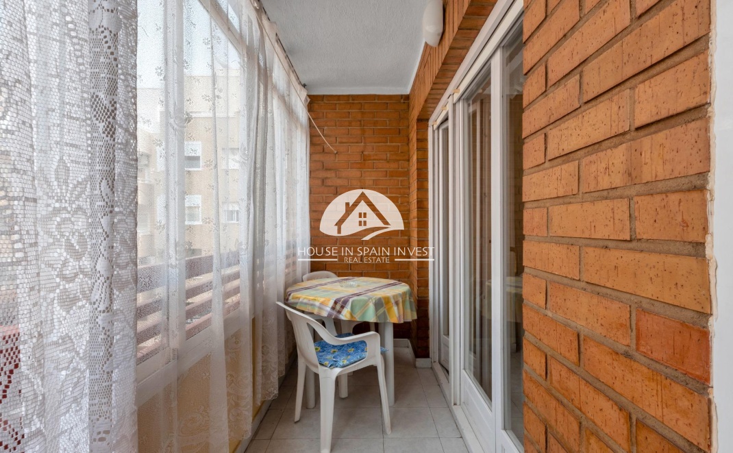 Resale - Apartment  - Torrevieja - Centro