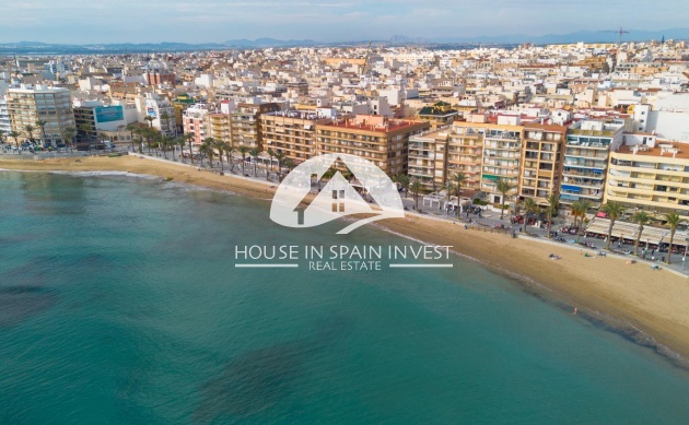 Resale - Apartment  - Torrevieja - Centro