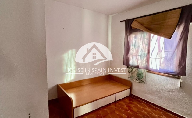 Resale - Villa - Torrevieja - Aguas Nuevas - Sector 25