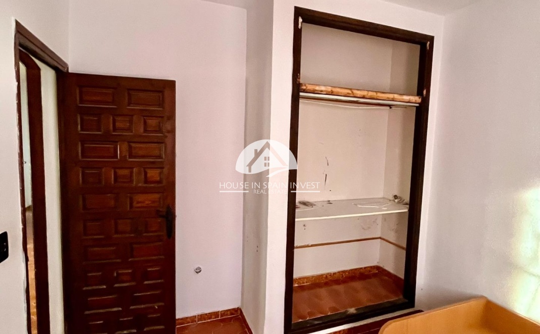 Resale - Villa - Torrevieja - Aguas Nuevas - Sector 25