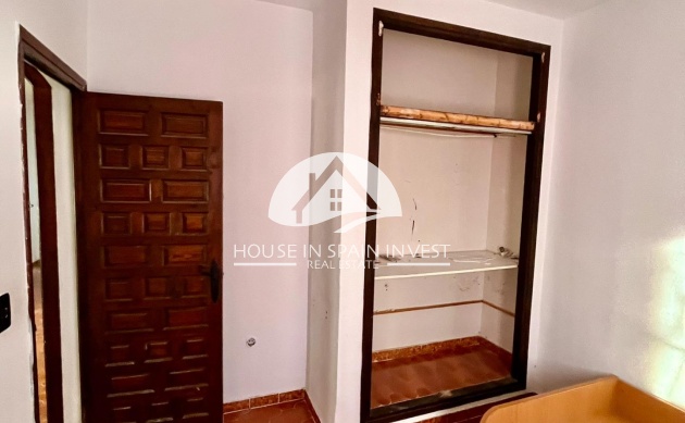 Resale - Villa - Torrevieja - Aguas Nuevas - Sector 25