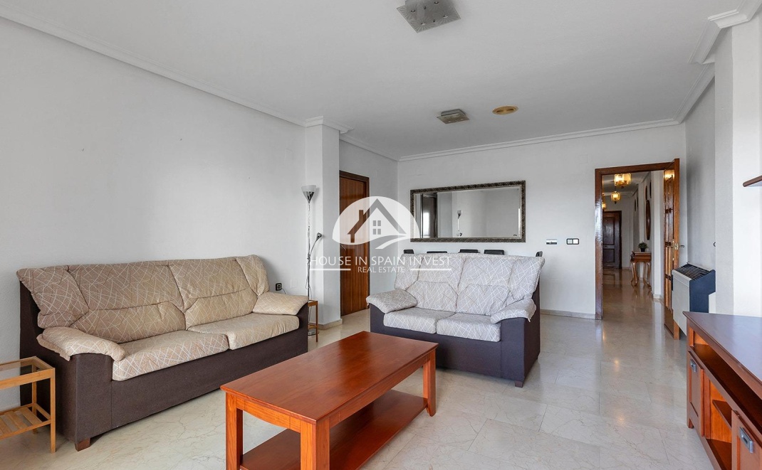 Resale - Apartment  - Torrevieja - Centro