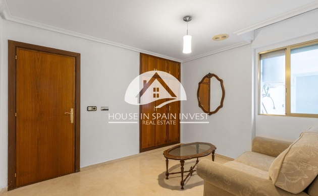 Resale - Apartment  - Torrevieja - Centro