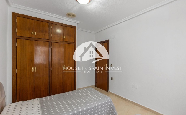 Resale - Apartment  - Torrevieja - Centro