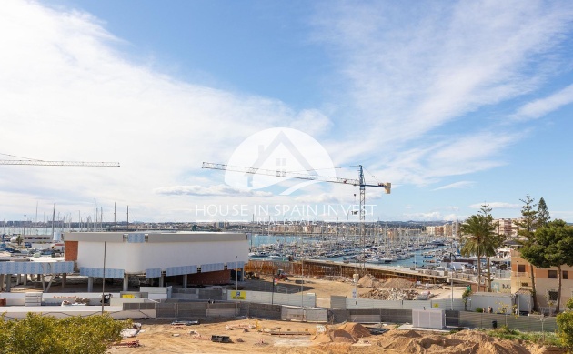 Resale - Apartment  - Torrevieja - Centro