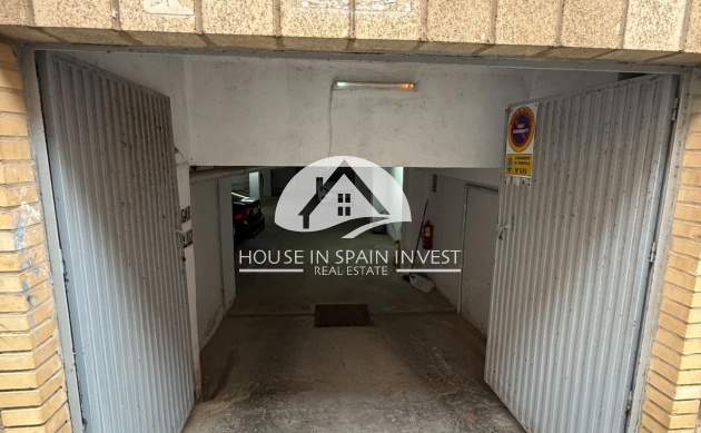 Resale - Garage - Torrevieja - Playa del Cura