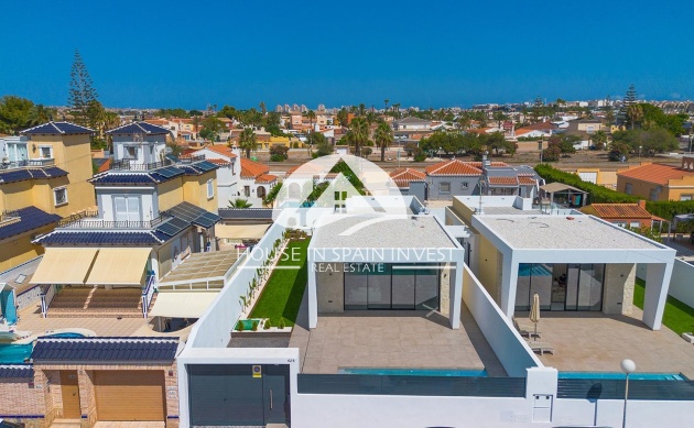 Resale - Villa - Torrevieja - Los Balcones  