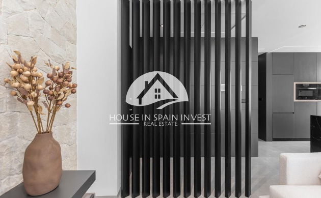 Resale - Villa - Torrevieja - Los Balcones  