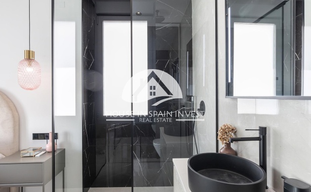 Resale - Villa - Torrevieja - Los Balcones  