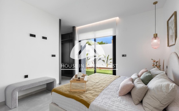 Resale - Villa - Torrevieja - Los Balcones  