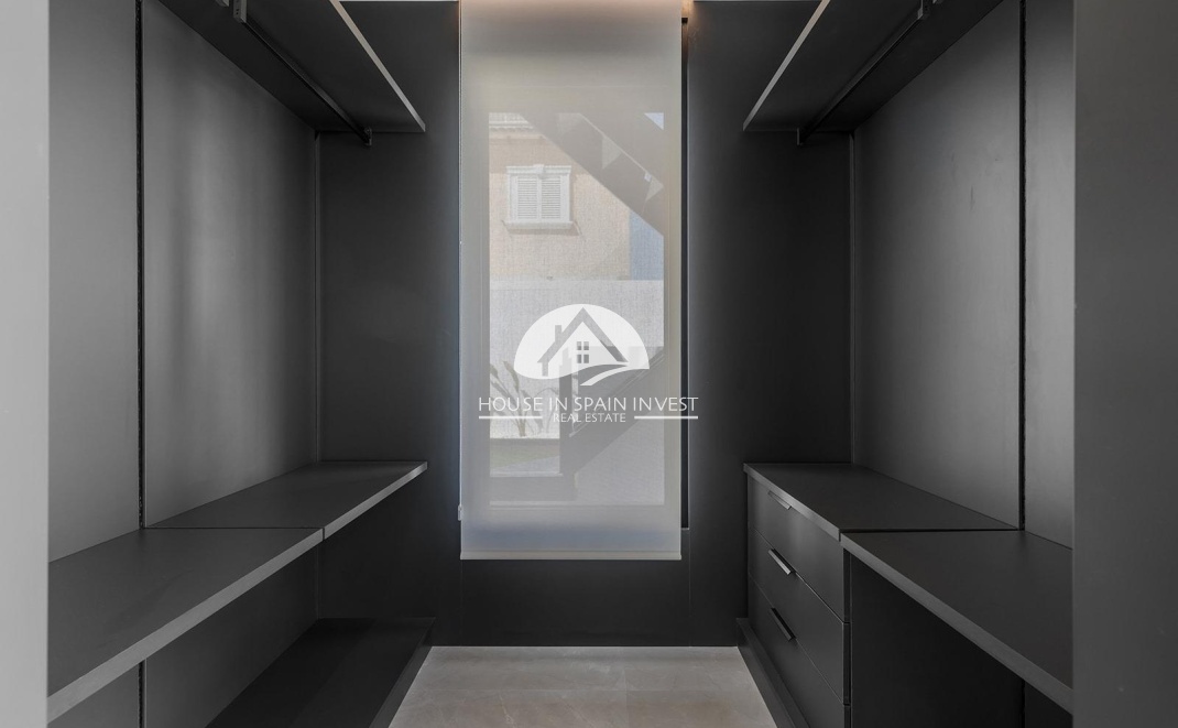 Resale - Villa - Torrevieja - Los Balcones  