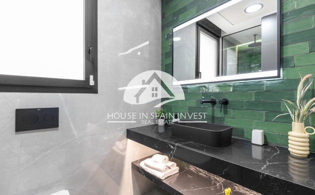 Resale - Villa - Torrevieja - Los Balcones  