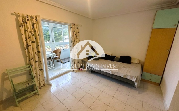 Resale - Apartment  - Torrevieja - La Mata