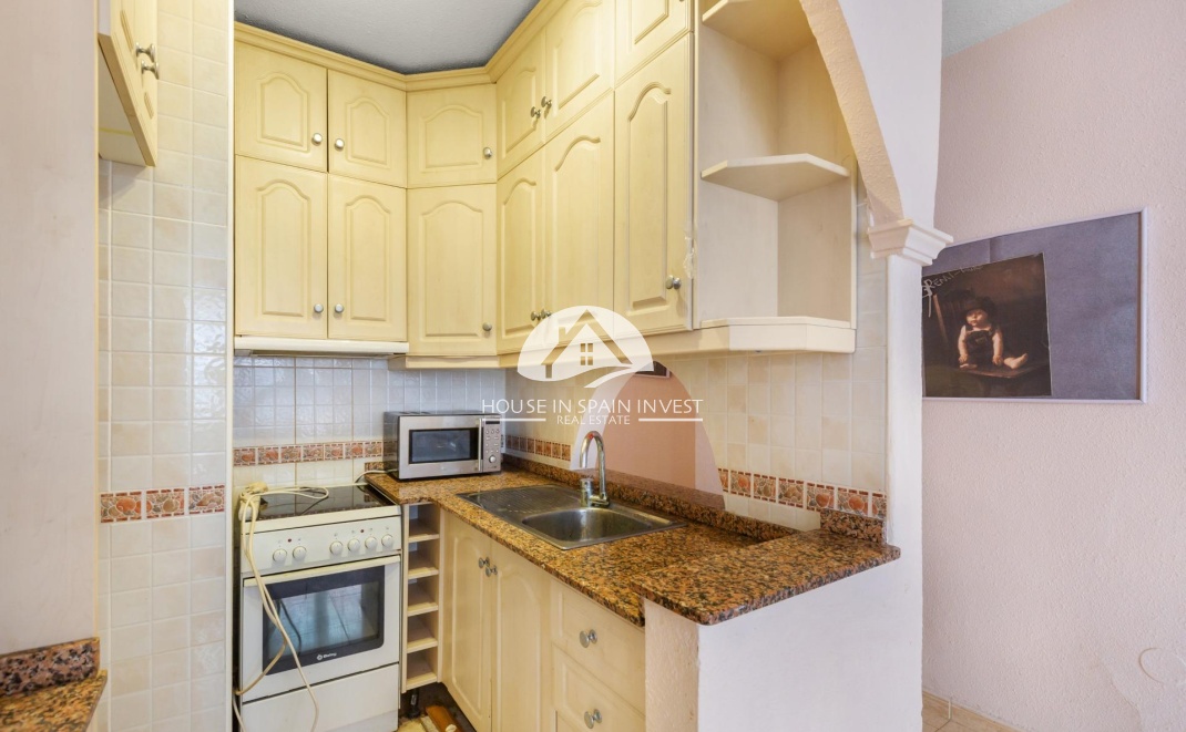 Resale - Apartment  - Torrevieja - Centro