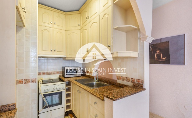 Resale - Apartment  - Torrevieja - Centro