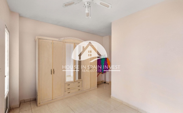 Resale - Apartment  - Torrevieja - Centro