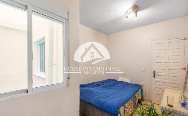 Resale - Apartment  - Torrevieja - Centro
