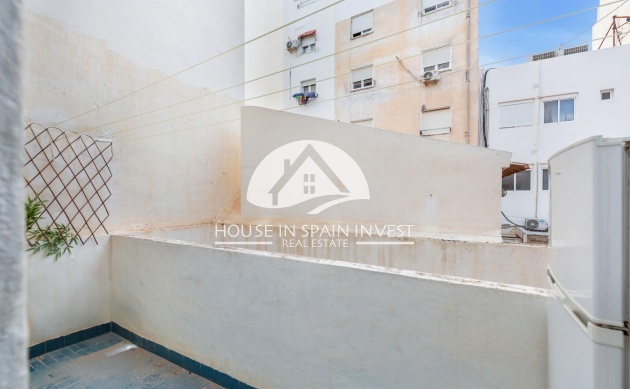 Resale - Apartment  - Torrevieja - Centro
