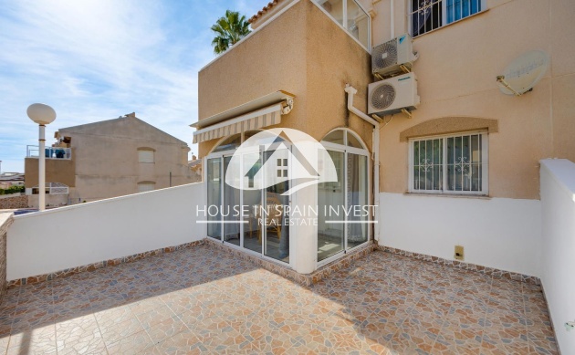 Resale - Ground floor bungalow - Torrevieja - Aguas Nuevas