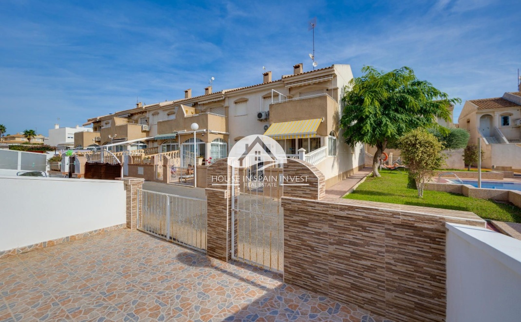 Resale - Ground floor bungalow - Torrevieja - Aguas Nuevas