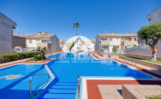 Resale - Ground floor bungalow - Torrevieja - Aguas Nuevas