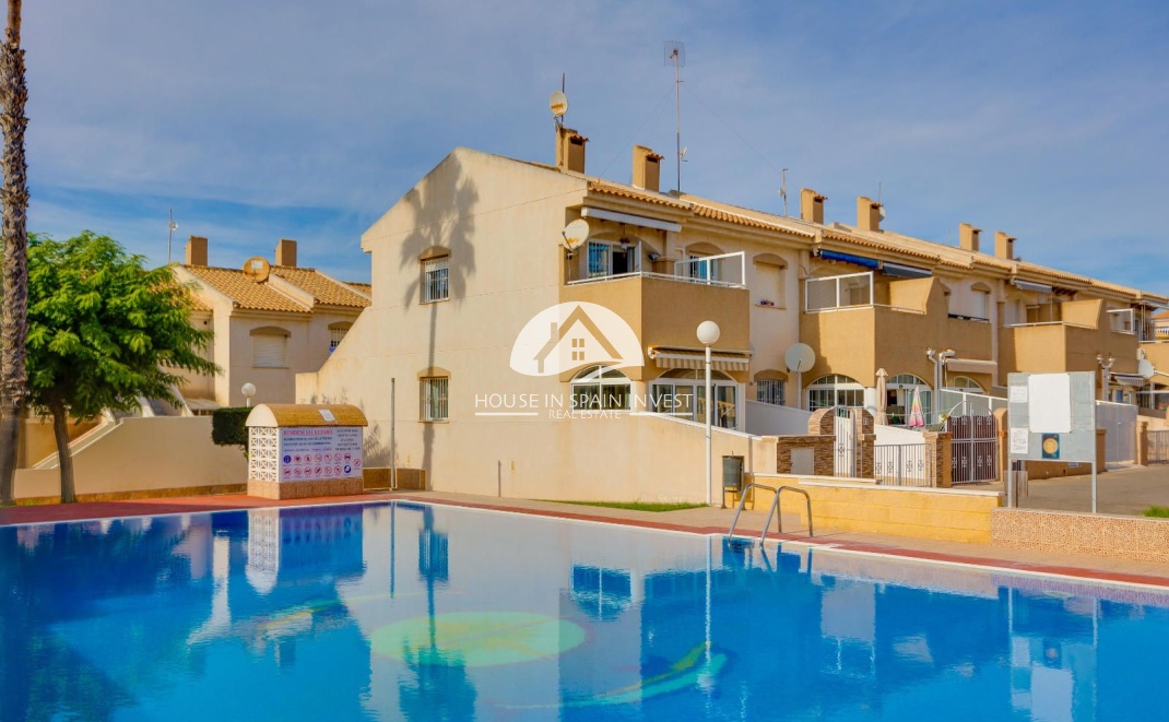 Resale - Ground floor bungalow - Torrevieja - Aguas Nuevas