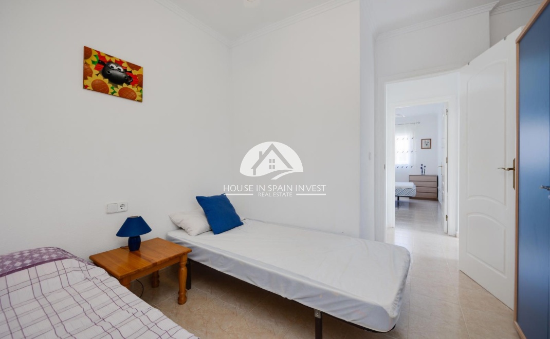 Resale - Ground floor bungalow - Torrevieja - Aguas Nuevas