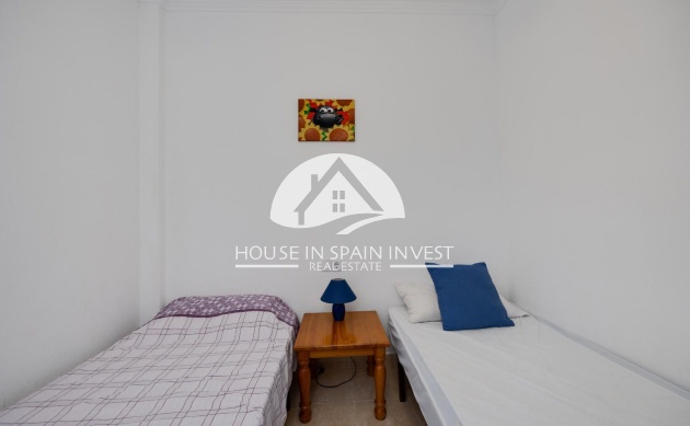Resale - Ground floor bungalow - Torrevieja - Aguas Nuevas