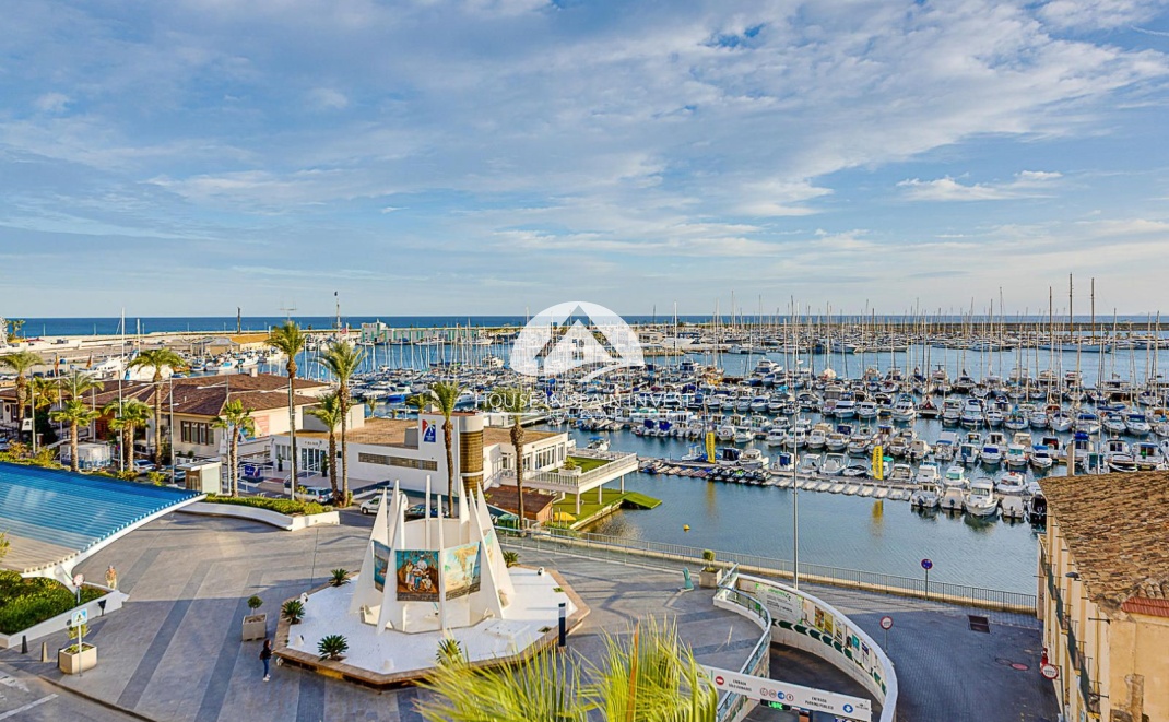 Resale - Ground floor bungalow - Torrevieja - Aguas Nuevas