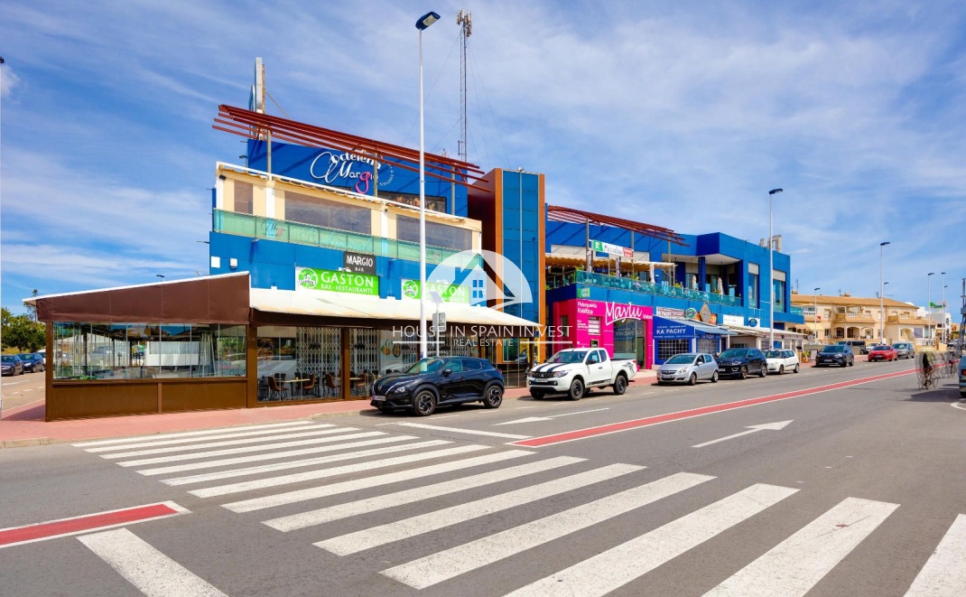 Resale - Ground floor bungalow - Torrevieja - Aguas Nuevas