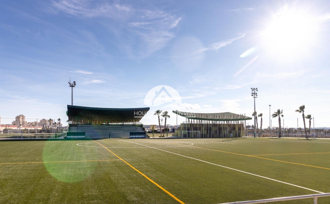 Resale - Ground floor bungalow - Torrevieja - Aguas Nuevas