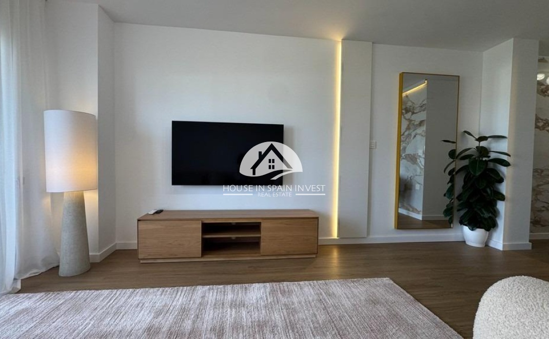 Resale - Apartment  - Torrevieja - Punta Prima