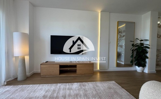 Resale - Apartment  - Torrevieja - Punta Prima