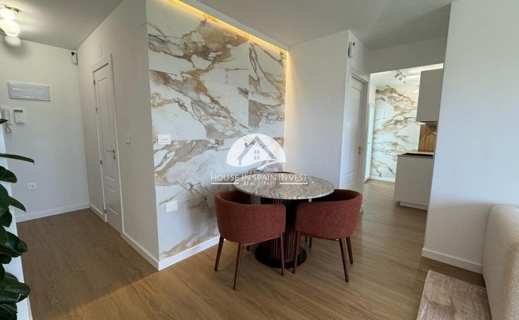 Resale - Apartment  - Torrevieja - Punta Prima