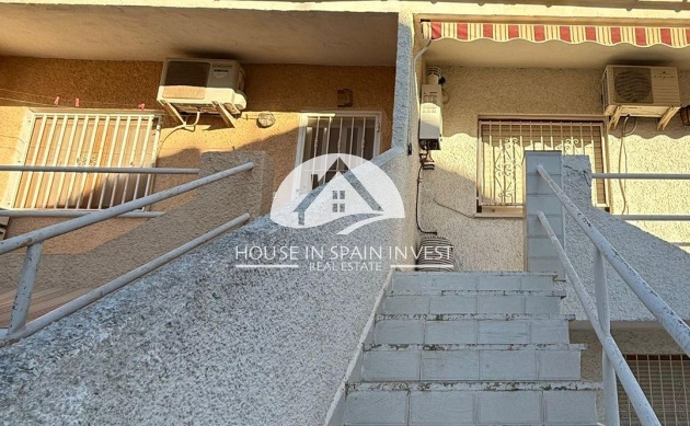 Resale - Villa - Torrevieja - Los Balcones  
