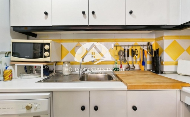 Resale - Apartment  - Orihuela Costa - Dehesa de campoamor