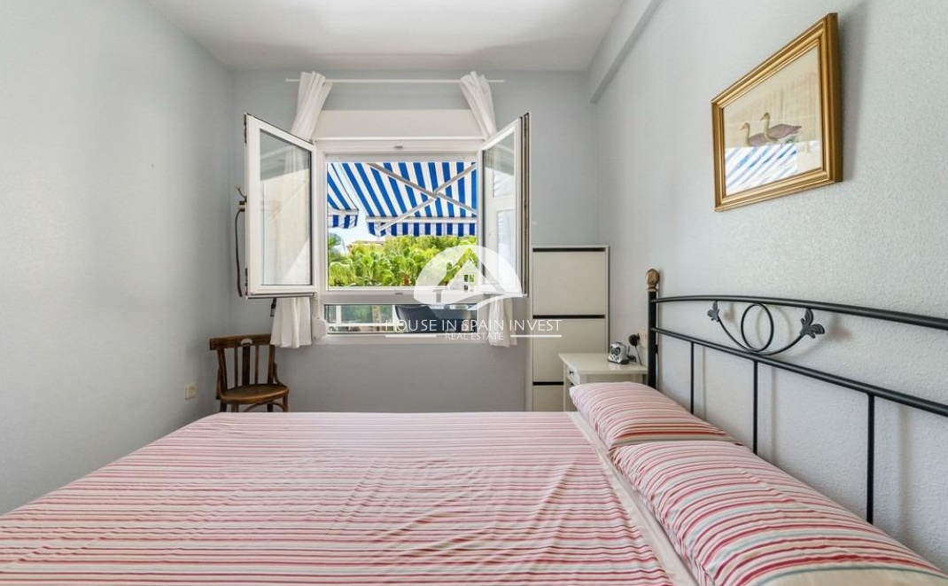 Resale - Apartment  - Orihuela Costa - Dehesa de campoamor