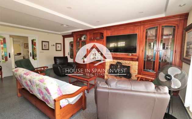 Resale - Villa - Orihuela Costa - Cabo roig  