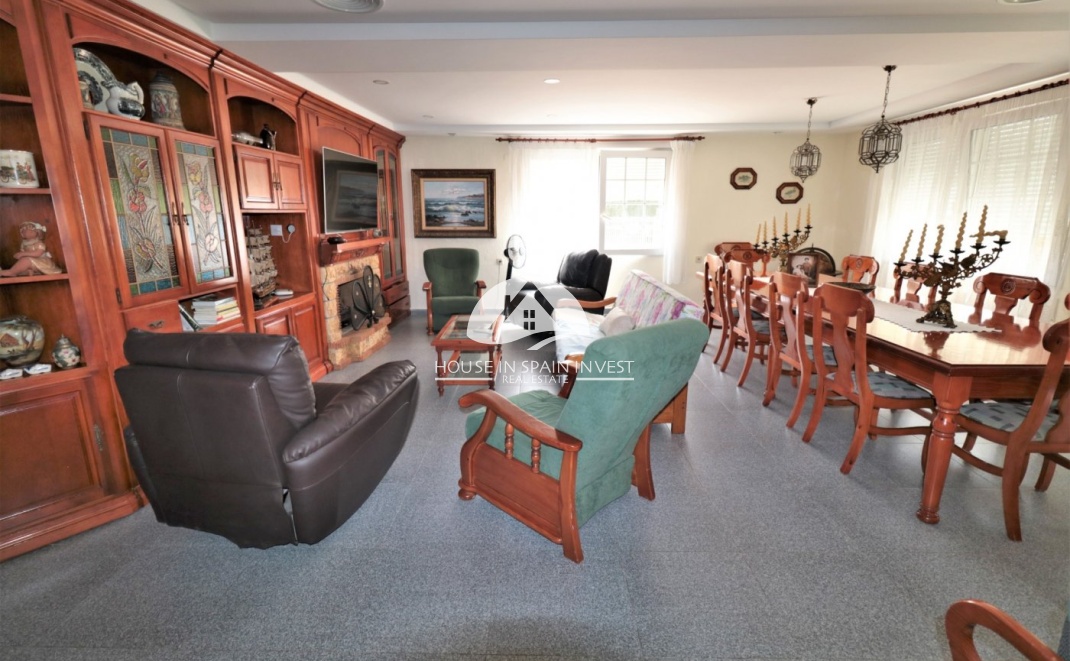 Resale - Villa - Orihuela Costa - Cabo roig  