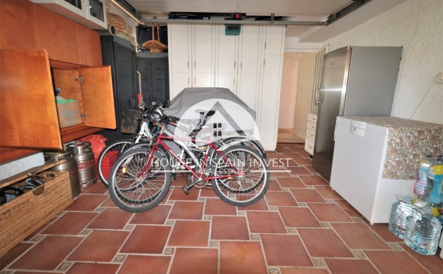 Resale - Villa - Orihuela Costa - Cabo roig  