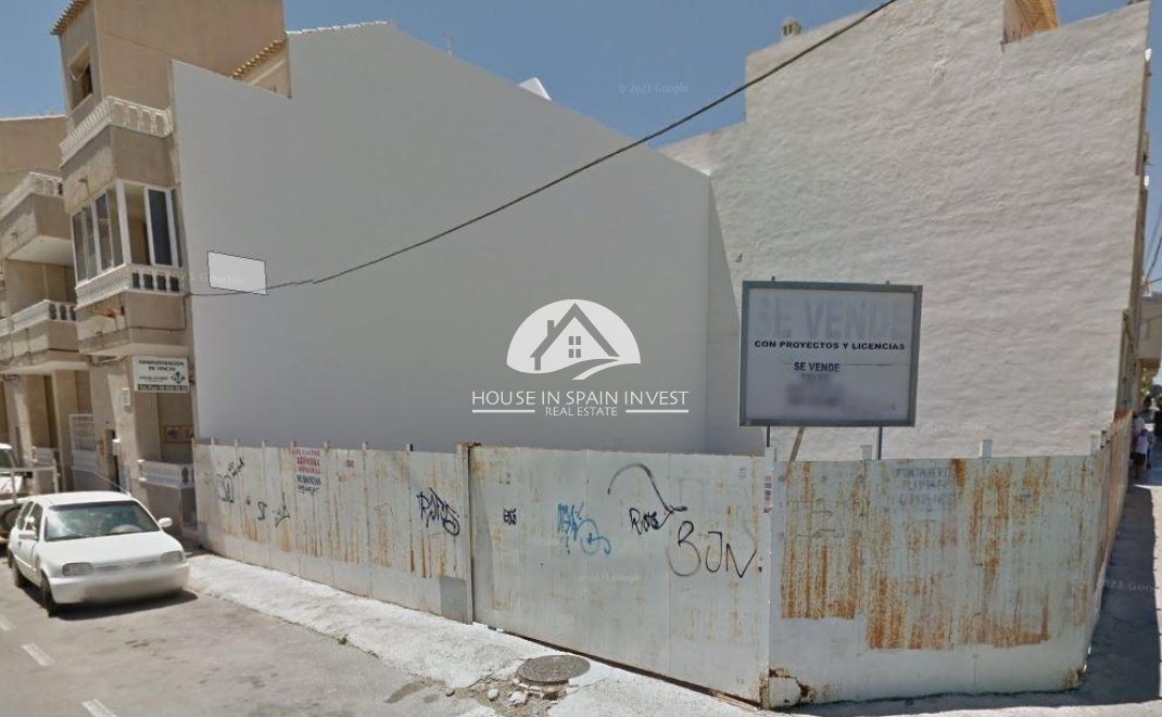 Resale - Plot / Land - Torrevieja - Centro