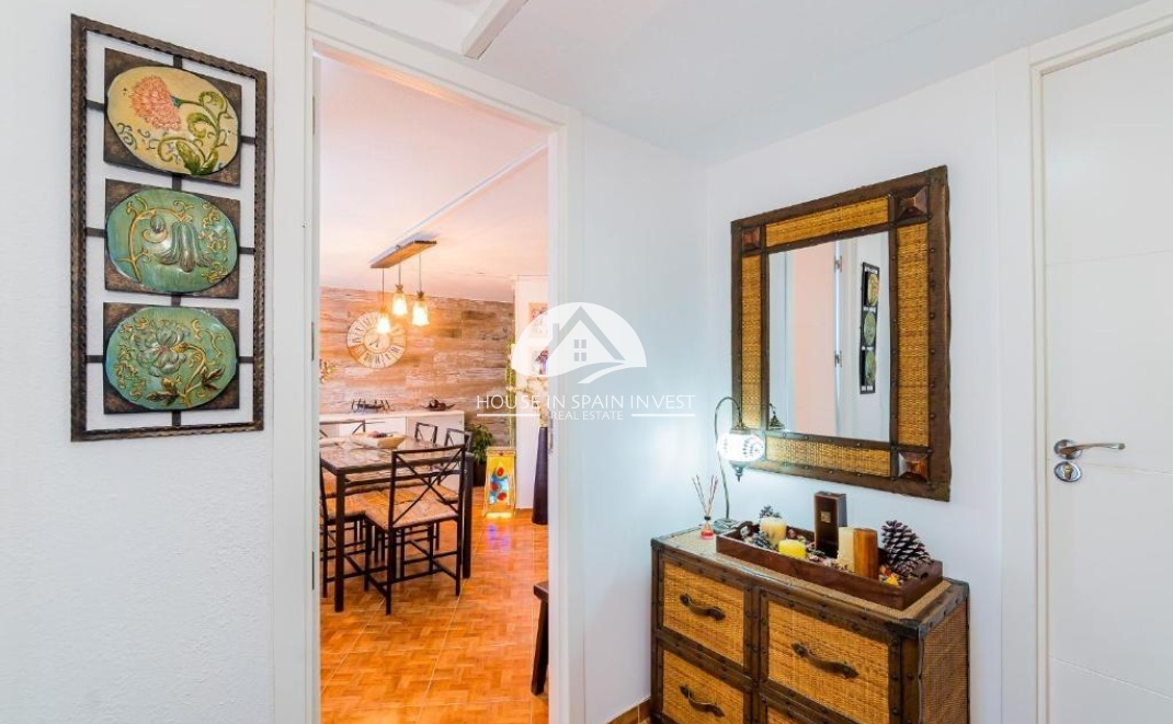 Resale - Apartment  - Torrevieja - El Acequión - Los Náufragos