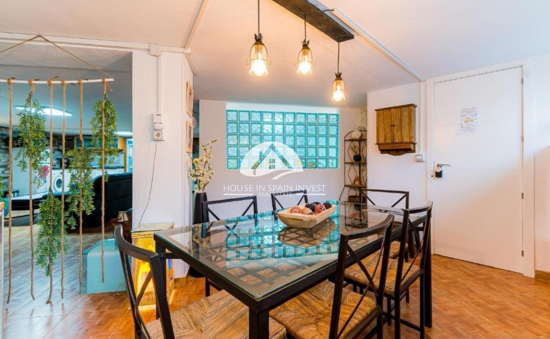 Resale - Apartment  - Torrevieja - El Acequión - Los Náufragos