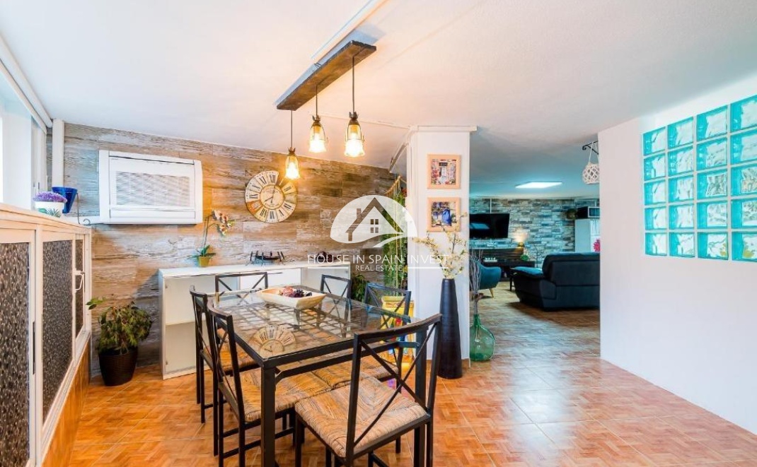 Resale - Apartment  - Torrevieja - El Acequión - Los Náufragos