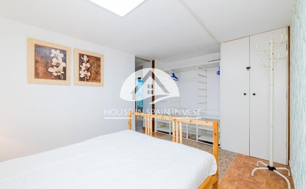 Resale - Apartment  - Torrevieja - El Acequión - Los Náufragos