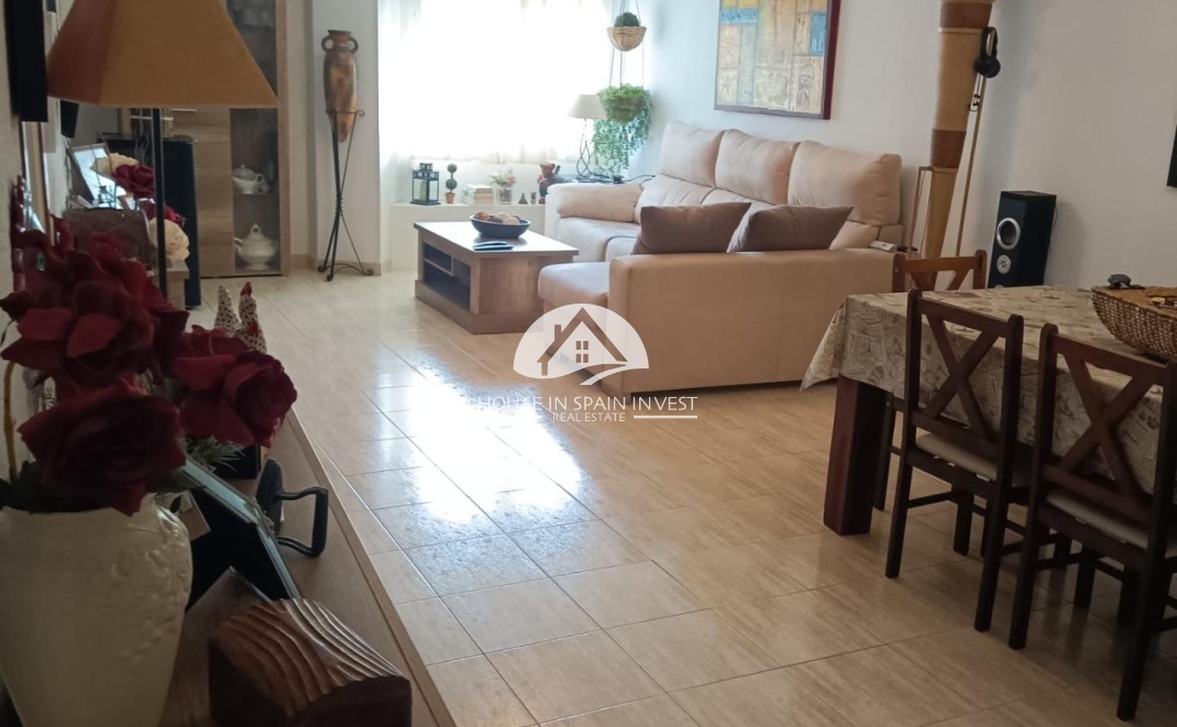 Resale - Apartment  - Torrevieja - El Acequión - Los Náufragos