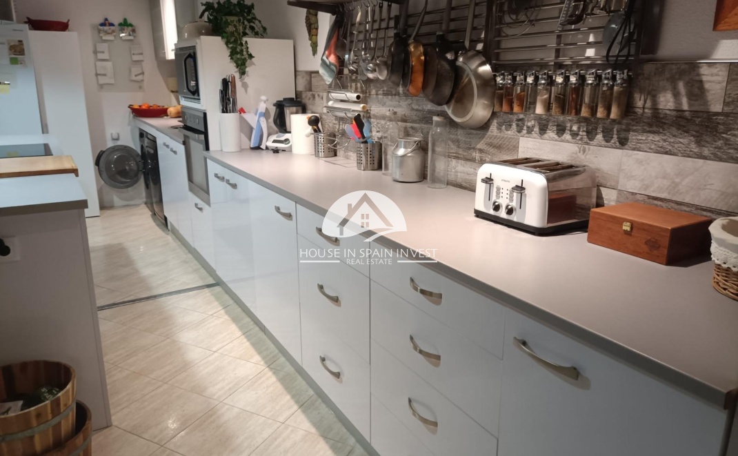 Resale - Apartment  - Torrevieja - El Acequión - Los Náufragos