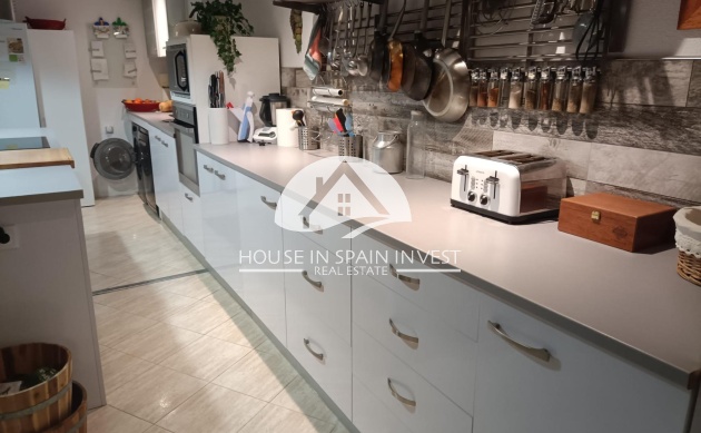 Resale - Apartment  - Torrevieja - El Acequión - Los Náufragos