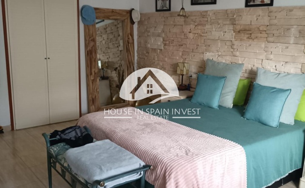 Resale - Apartment  - Torrevieja - El Acequión - Los Náufragos