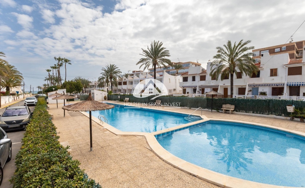Resale - Apartment  - Torrevieja - La Veleta